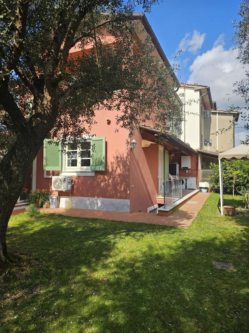 Villa unifamiliare, Seravezza — foto 5 di 5