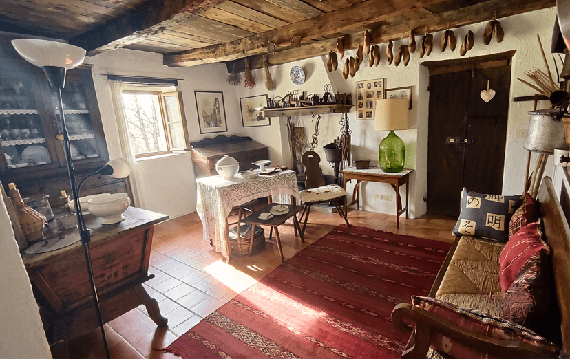 Casa indipendente in Località Monte di Velleia 21, Lugagnano Val d'Arda — foto 3 di 5