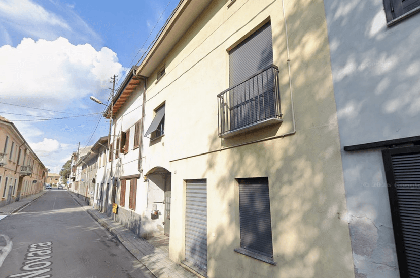 Stanza in appartamento in Via Giuseppe Verdi, Cesano Maderno — foto 2 di 5