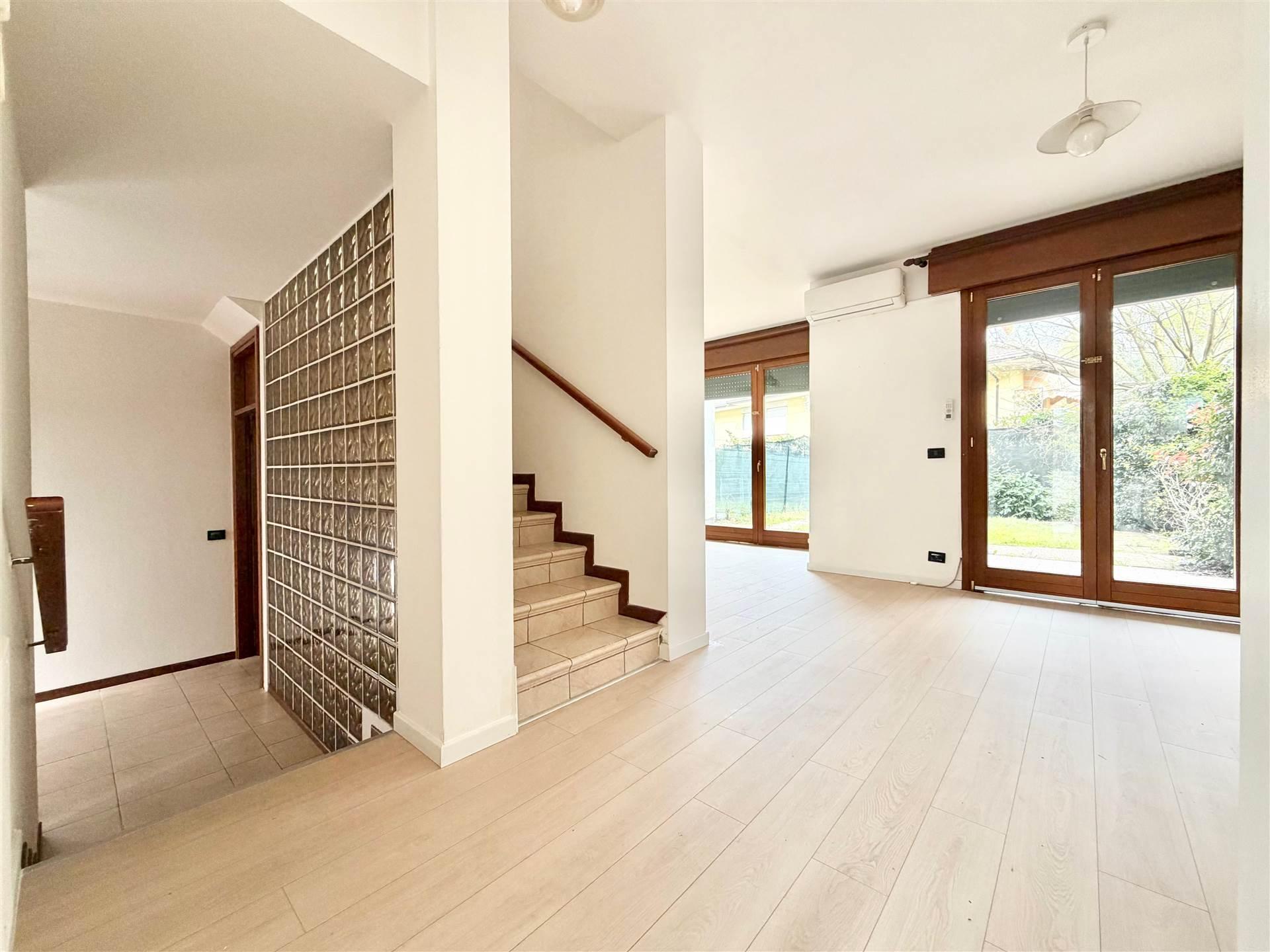 Villa a schiera, Camisano Vicentino