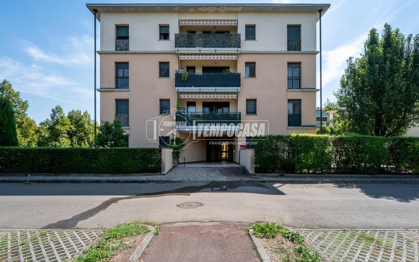 Trilocale in Largo Marco Biagi 13, Reggio nell'Emilia — foto 4 di 5
