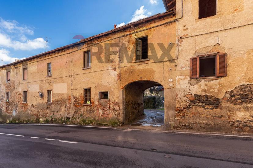 Rustico in Via XX Settembre 6, Cairate — foto 3 di 5