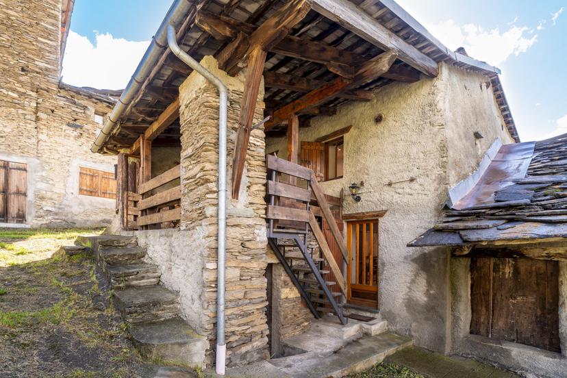 Porzione di casa in Frazione Borgo 31, Crissolo — foto 2 di 5