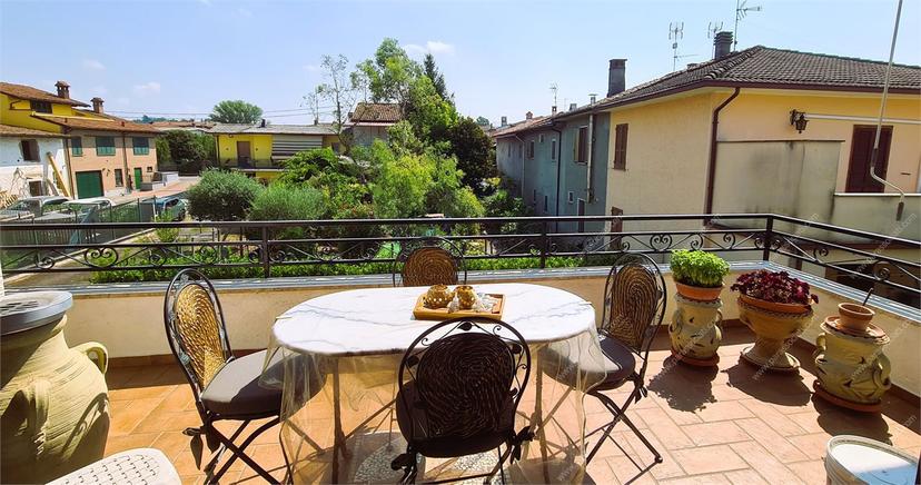 Villa in Via Camillo Benso Conte di Cavour 26, Miradolo Terme — foto 4 di 5