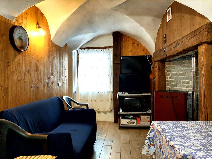 Casa indipendente in VI Madonna degli Angeli 46, Ormea — foto 3 di 5