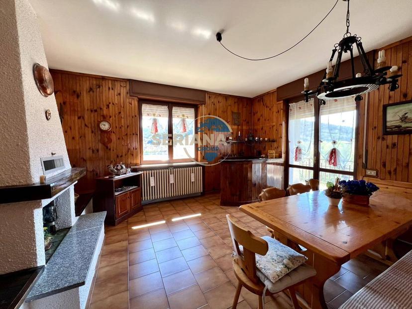 Trilocale in Via Fretelli Calvi, Nembro — foto 4 di 5