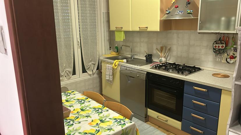 Bilocale in Via Eugenio Curiel, Limbiate — foto 4 di 5
