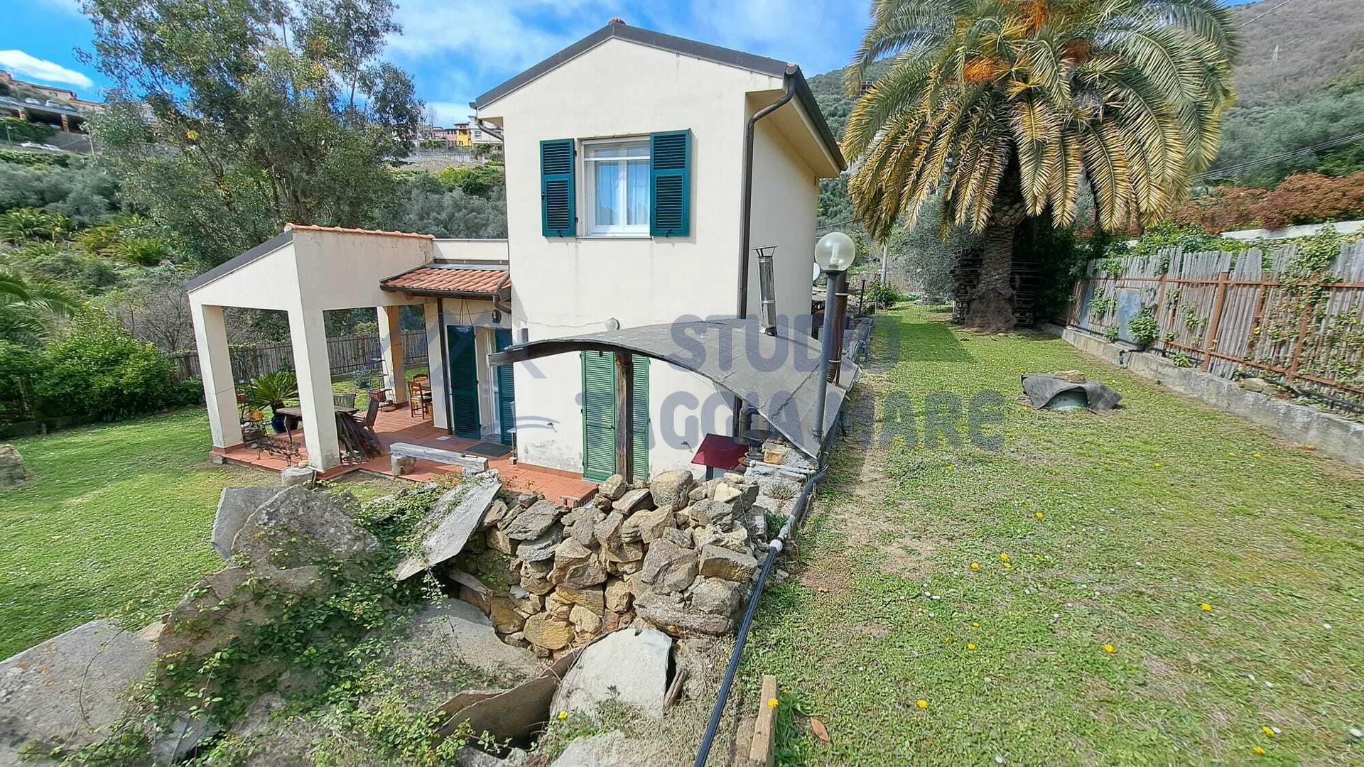 Casa indipendente in Via Pompeiana, Castellaro