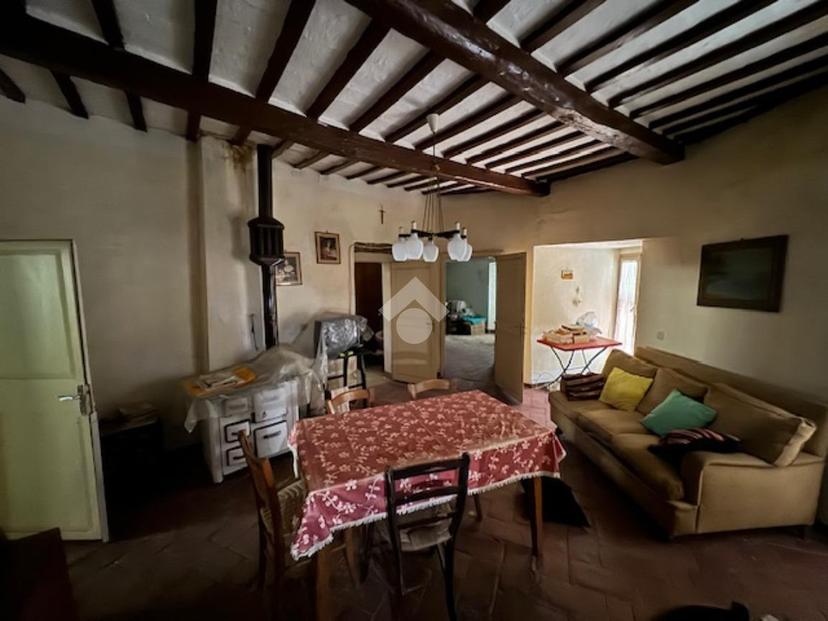 Casa indipendente in Via della Cura, Giano dell'Umbria — foto 2 di 5
