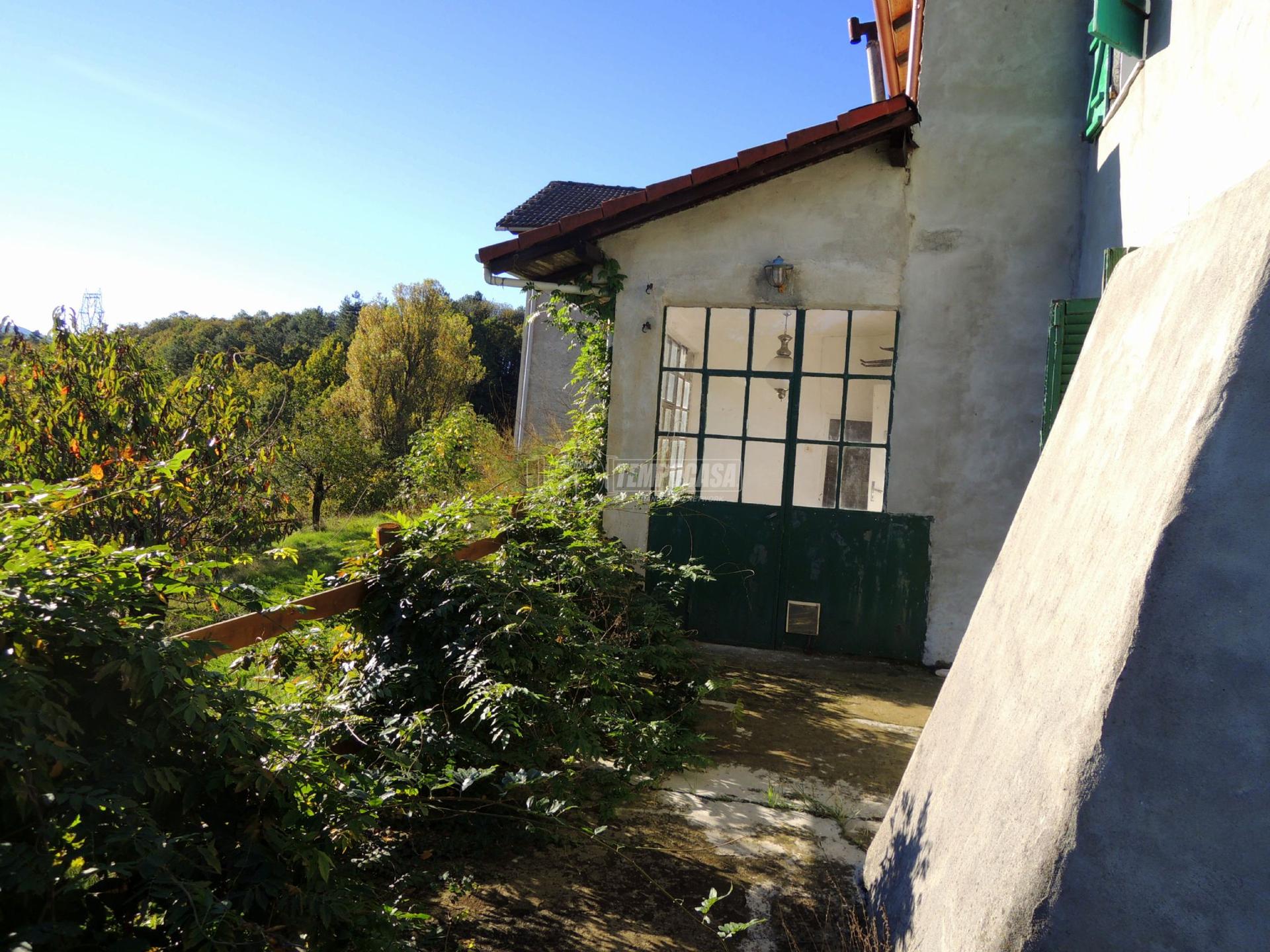 Casa indipendente in San Luca 2, Molare