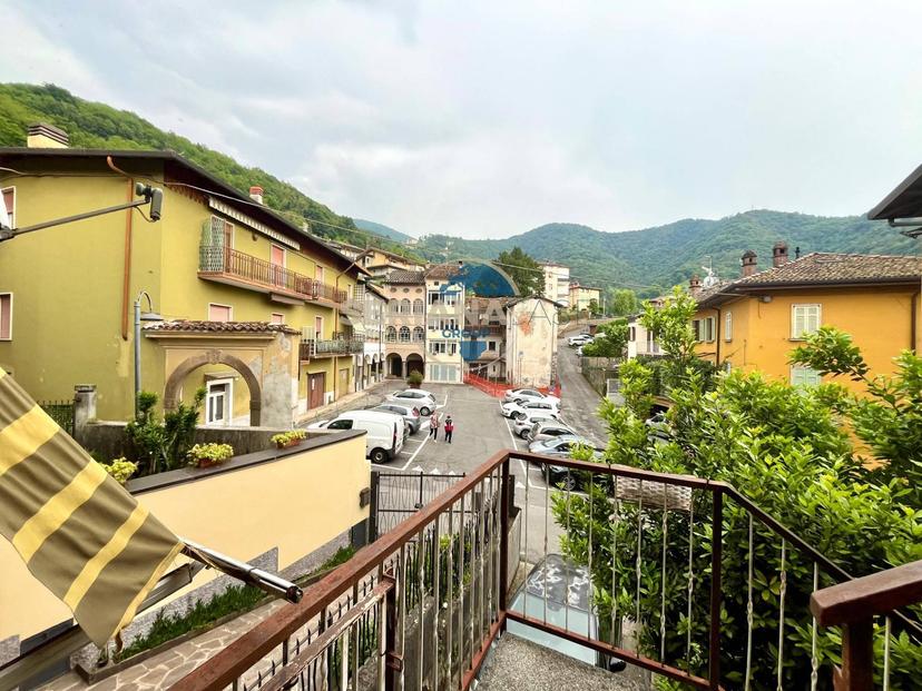 Trilocale in Via Azzarotti, Pradalunga — foto 3 di 5