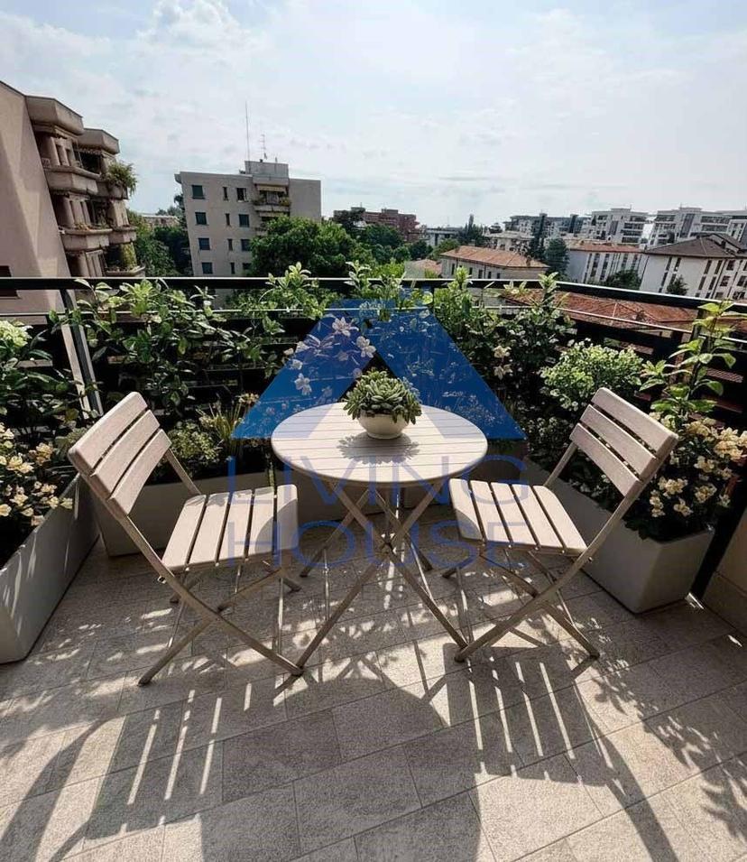 Trilocale in Via Carlo Rota 43, Monza — foto 3 di 5