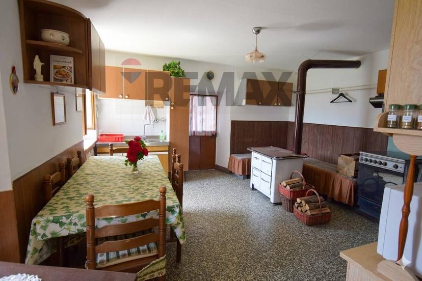 Casa indipendente in Strada Boschetto 75, Albareto — foto 5 di 5