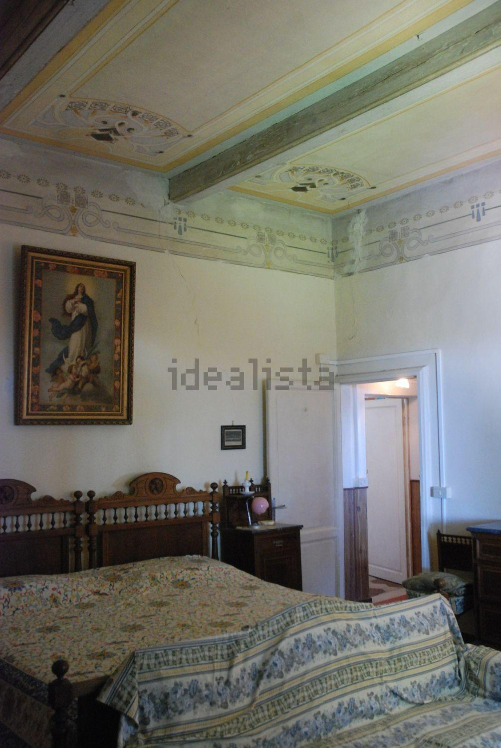 Villa, Cecina