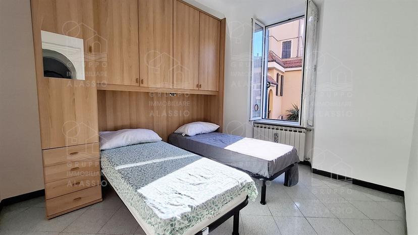 Quadrilocale in Via Domenico Preve, Laigueglia — foto 2 di 5