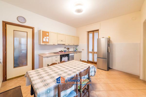 Appartamento in Strada Macellai 21, Pocapaglia