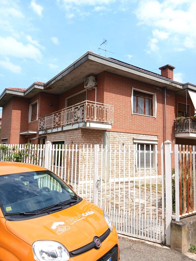 Casa indipendente in Via Piacenza 15, Valenza — foto 2 di 5