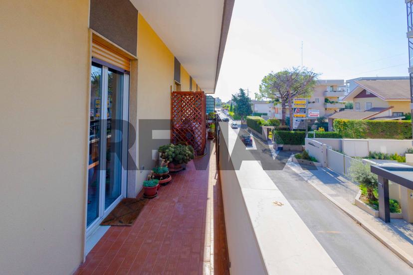 Trilocale in Via Raffaele Bovio 9, Bari