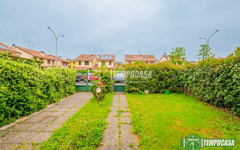 Villa a schiera in Via Giovanni Pascoli 5, Salerano sul Lambro — foto 2 di 5