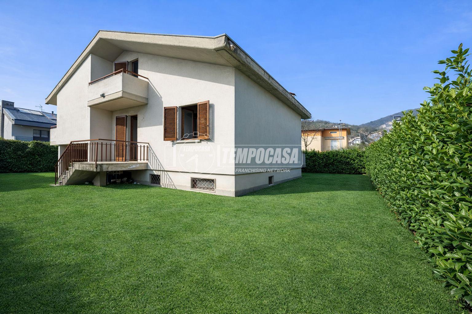 Villa, Rezzato