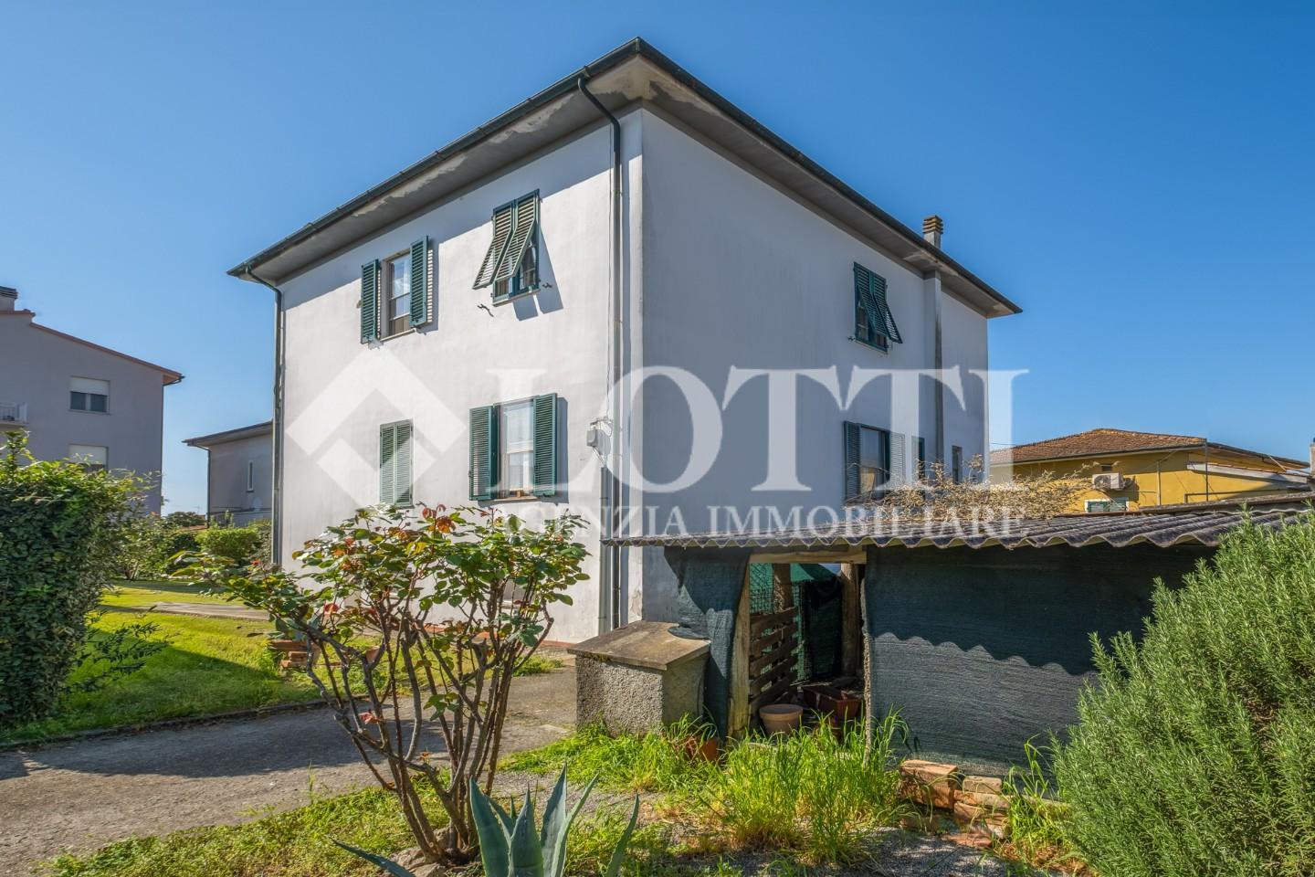 Casa indipendente in a dei Ciliegi 41, Pontedera