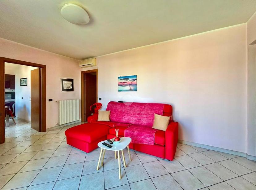 Trilocale in Via Circonvallazione 96, Broni