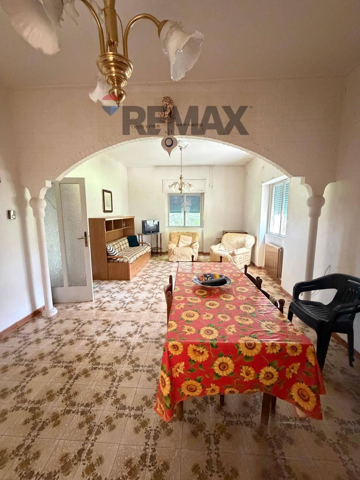 Casa indipendente in C.da Monte 31, Larino