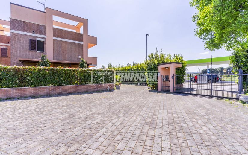 Casa indipendente in Strada del Casone 85, Civitanova Marche — foto 2 di 5