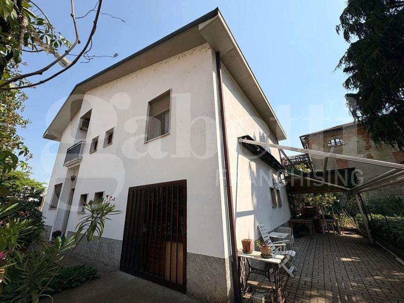 Casa indipendente in Via dei Ferrovieri Caduti 7, Cremona — foto 4 di 5