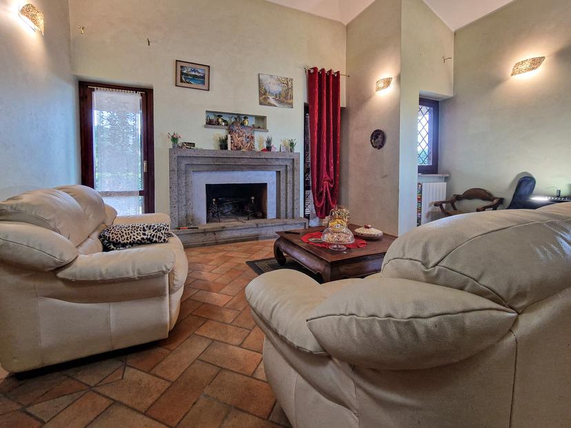 Casa indipendente in Via Porta di Giove, Fabrica di Roma — foto 4 di 5