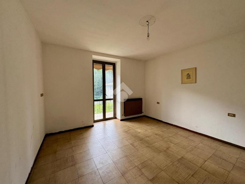 Quadrilocale in Via del Negro, Gandino — foto 2 di 5