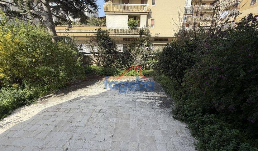 Bilocale in Via Enrico De Nicola 110, Trani — foto 2 di 5