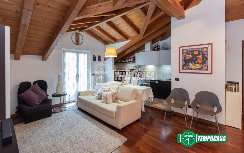 Trilocale in Via Morandi R. 2/a, Magnago — foto 3 di 5