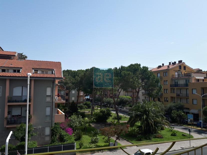 Trilocale in Piazza Magnolie 1, San Bartolomeo al Mare — foto 5 di 5