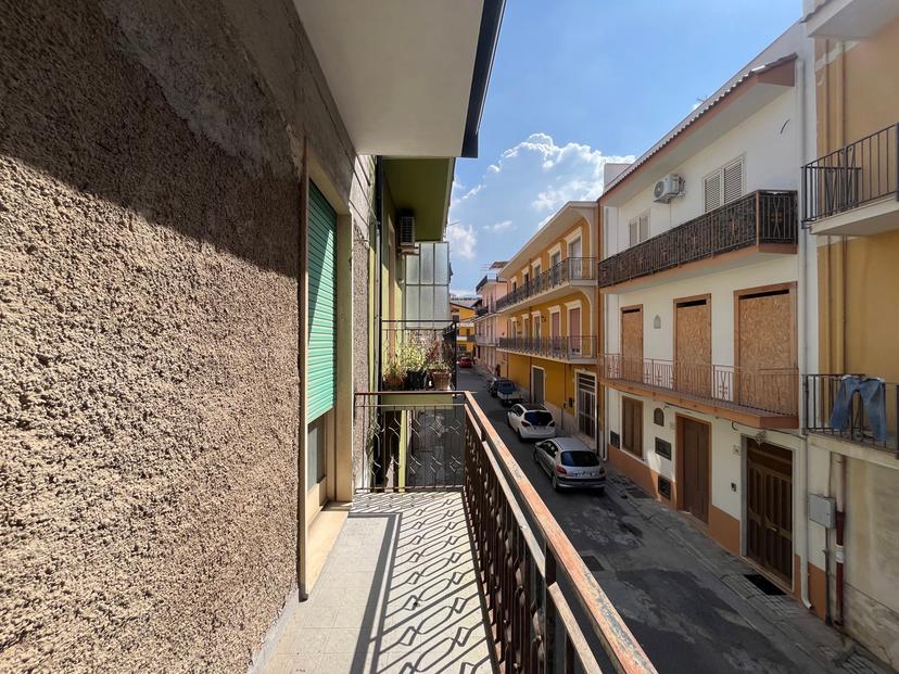 Quadrilocale in Via dei Vespri 93, Barcellona Pozzo di Gotto — foto 3 di 5