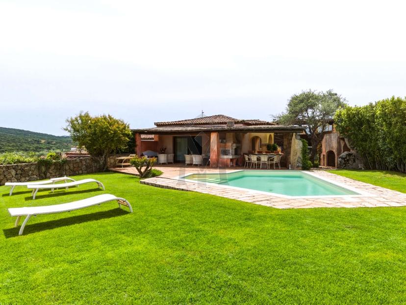 Villa bifamiliare in Via Pablo Picasso  3, Palau