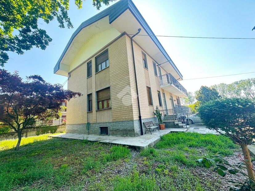 Villa in Strada del Bruco 5, Robassomero — foto 3 di 5