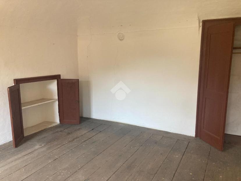Casa indipendente in Fr Tallia, Strona — foto 4 di 5