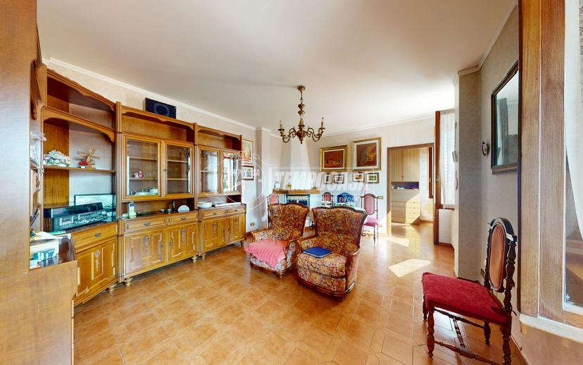 Casa indipendente in Via Bainsizza, Malnate — foto 3 di 5