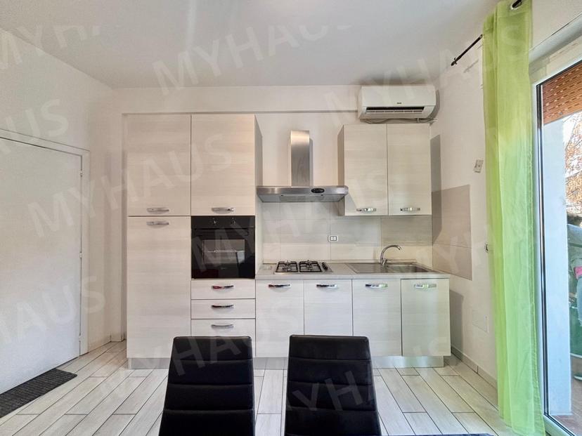 Bilocale in Viale Giovanni Segantini, 38, Cesenatico — foto 4 di 5