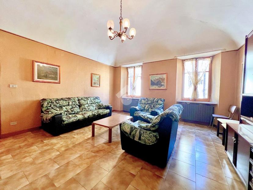 Casa indipendente in Via Umberto I 28, Castelnuovo Don Bosco — foto 4 di 5