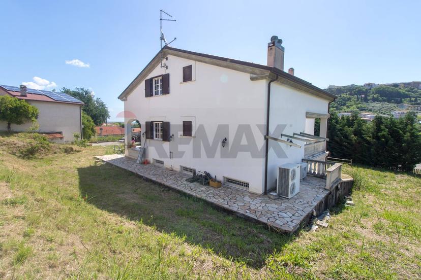 Villa, San Vito Chietino