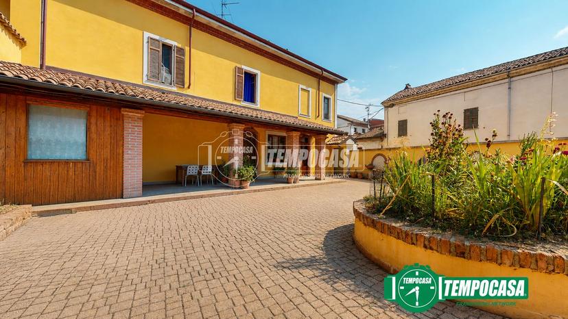 Villa, Bassignana