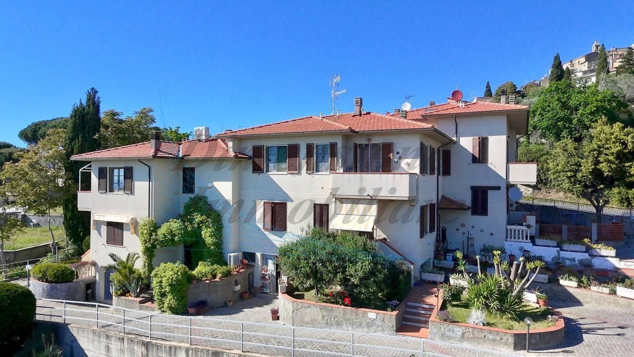 Trilocale in Via della Villa, Rosignano Marittimo