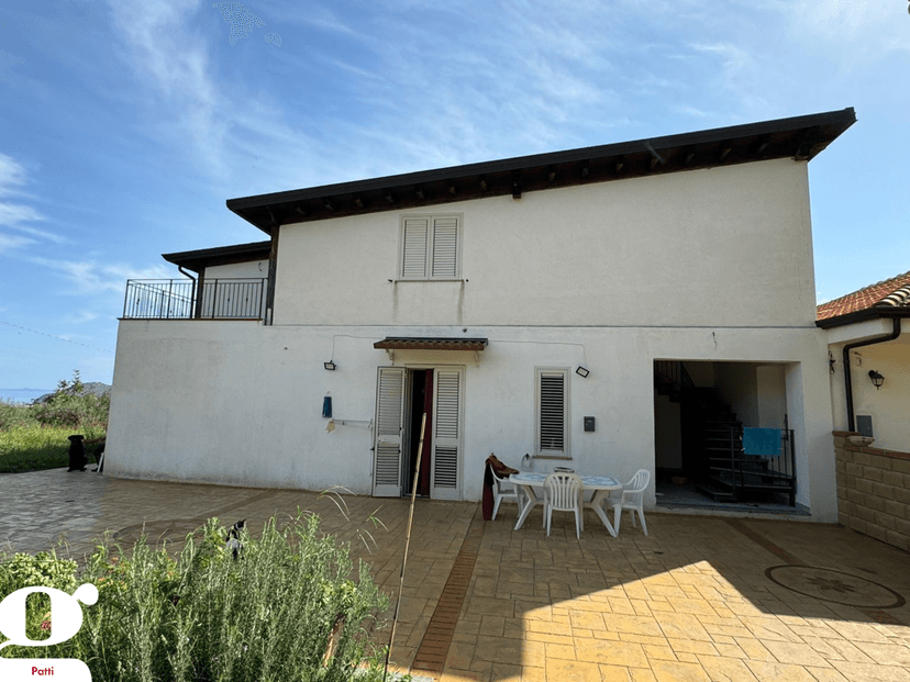 Quadrilocale in Contrada Provenzani Snc, Patti — foto 2 di 5