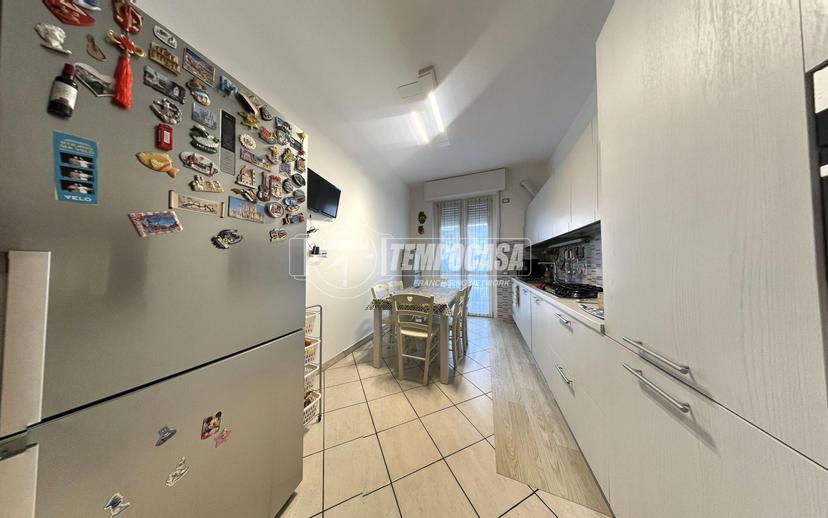 Quadrilocale in Via Giacomo Tosi 4, Monza — foto 3 di 5
