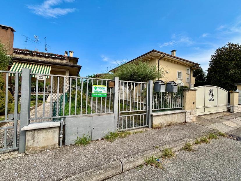 Trilocale in Via Tirso, Sona