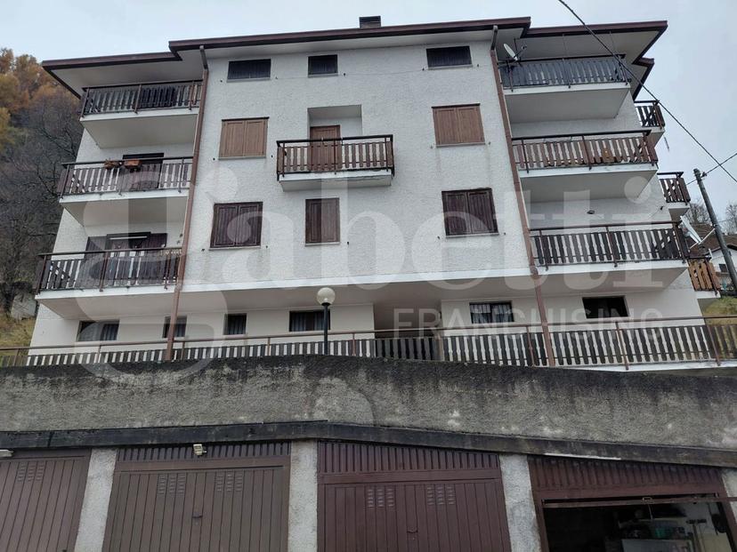 Appartamento in Via Ruul Snc, Tartano — foto 2 di 5