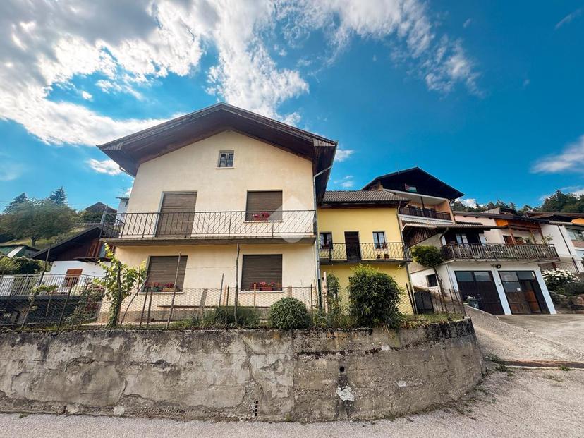 Casa indipendente in Via Pezzè 42, Lamon — foto 3 di 5