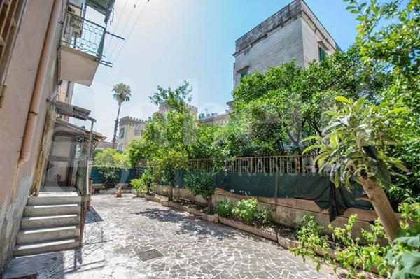 Villa in Via Carlo De Marco, Napoli — foto 3 di 5